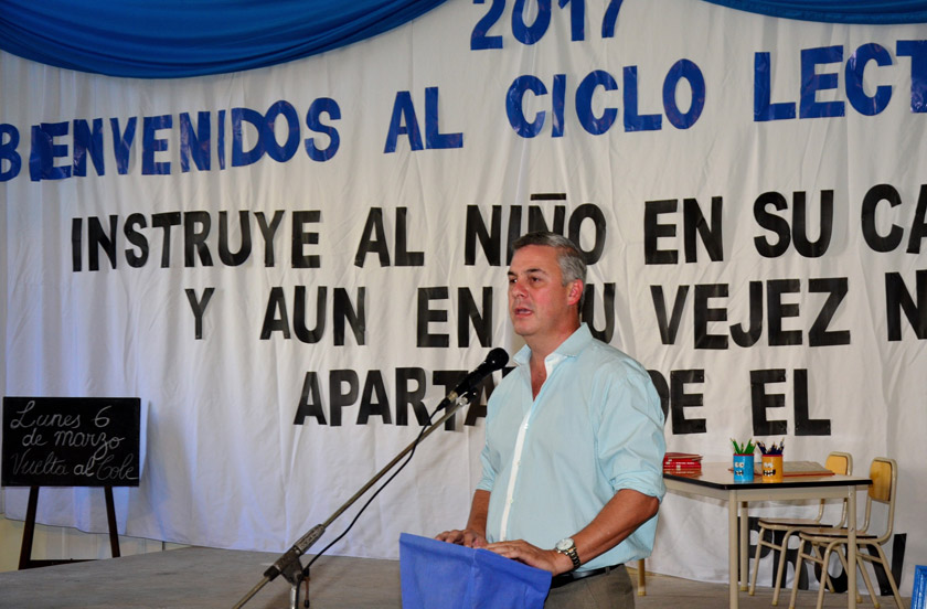 Chavez inauguró el Ciclo Lectivo de Bella Vista