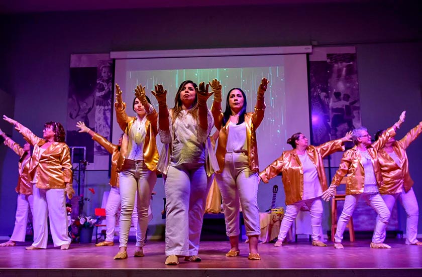 Se llevó a cabo la obra TA-TE-TI en la Casa de la Cultura
