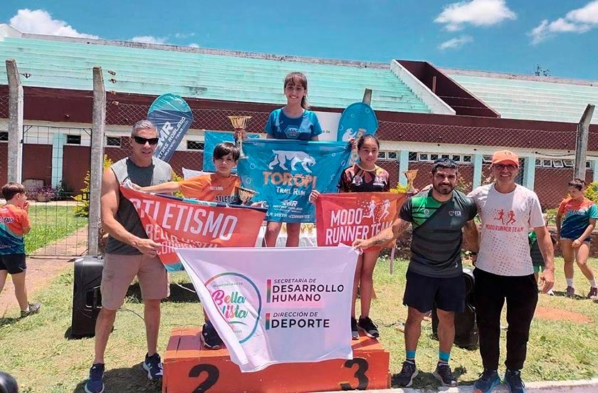 os930brt-04 BELLA VISTA FUE SEDE DE UN TORNEO DE MINIATLETISMO REGIONAL