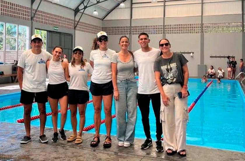 Realizaron competencia de natación en la pileta climatizada del complejo del barrio Los Pinos