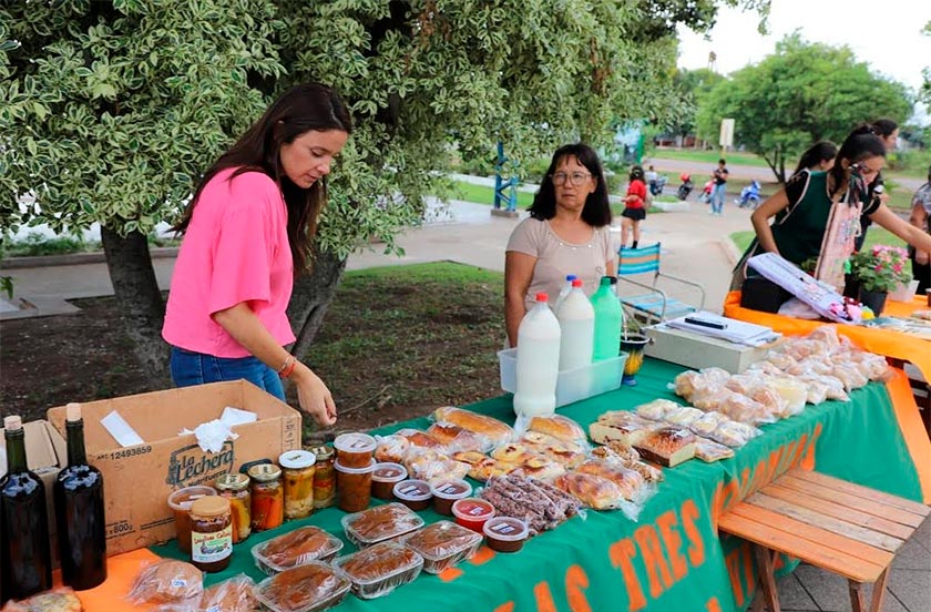 Conmemoraron los 16 años de la feria “Las Tres Colonias”