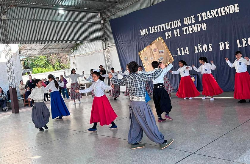 urft70lm-03 LA INTENDENTE BAZZI PARTICIPÓ DEL 114° NIVERSARIO DE LA ESCUELA N°17