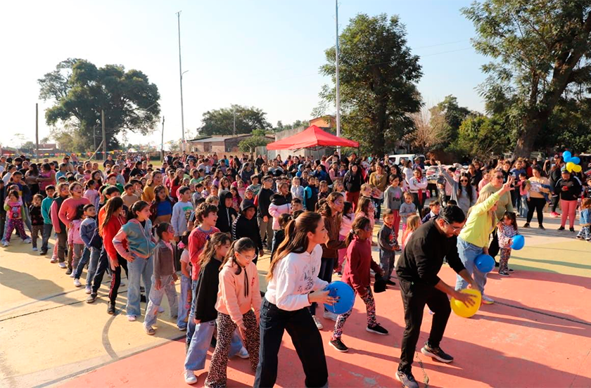 «Vacaciones en tu Barrio” llevó una tarde de juegos al playón del CIC