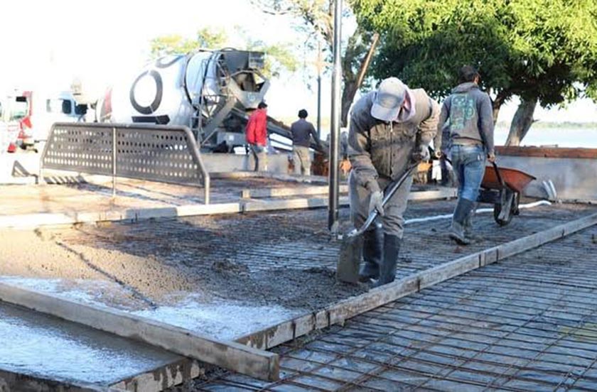 lmod53s-03 AVANZAN CON LA OBRA DEL PASEO DEL BICENTENARIO EN BELLA VISTA