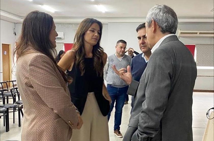 1fe6w-04 LA INTENDENTE BAZZI ACOMPAÑÓ EL CIERRE DE LAS CAPACITACIONES DEL MINISTERIO DE HACIENDA DE CORRIENTES