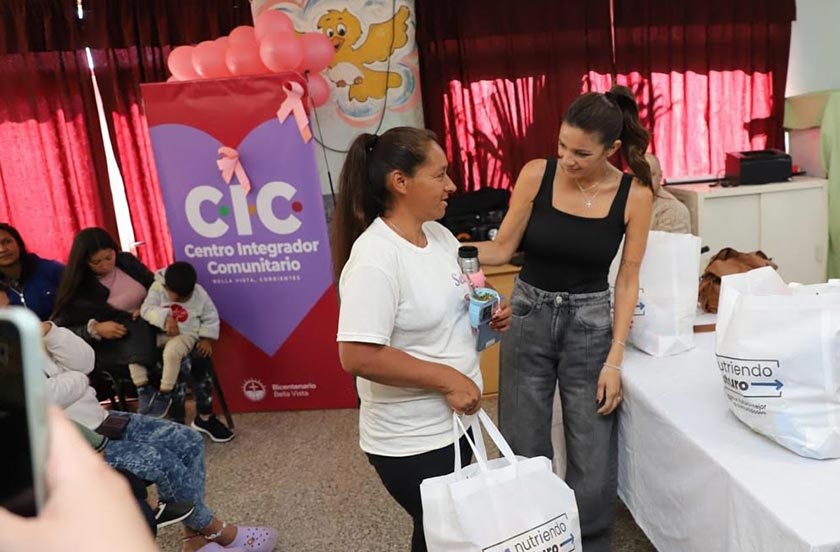Entregaron módulos nutricionales a jefas de hogar