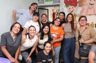 Tarde de cine para los niños en el CIC del barrio Centenario