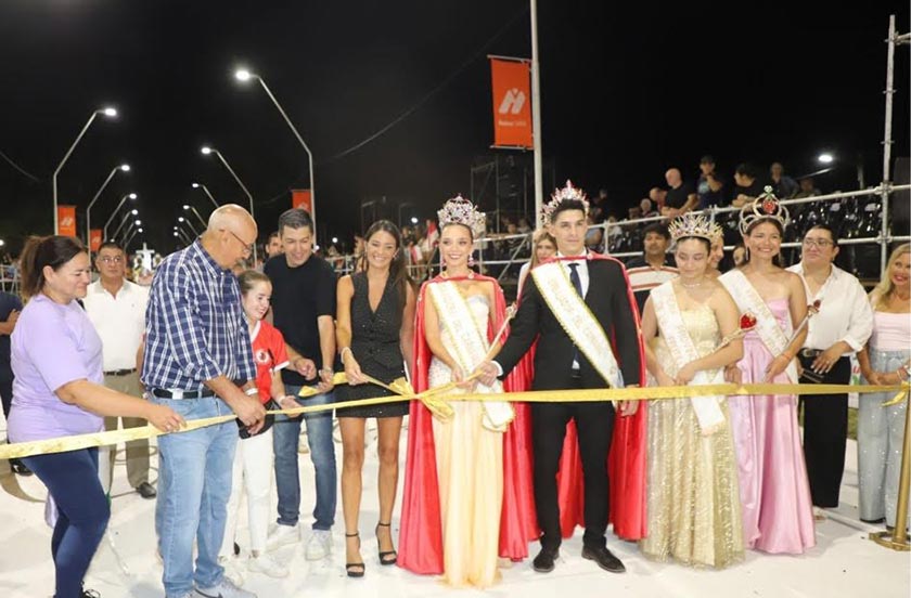 Bella Vista inauguró el Carnaval 2026 con una noche a puro color y ritmo