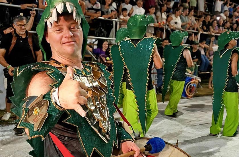 paa45ww-03 Bella Vista inauguró el Carnaval 2026 con una noche a puro color y ritmo