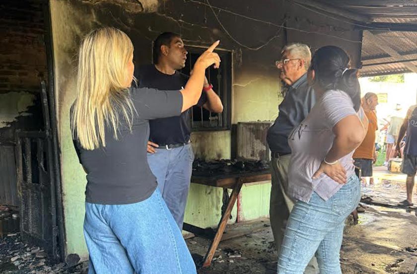 El Municipio asistió a una familia tras el incendio de su vivienda