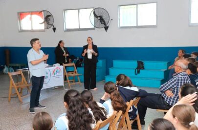 El municipio realiza charlas sobre el uso responsable de pantallas