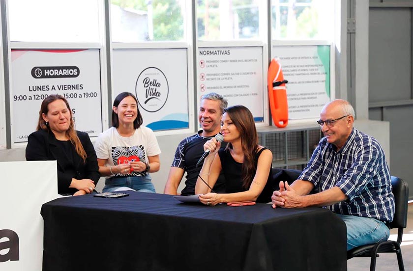 Presentaron el programa Todos al Agua en la pileta climatizada