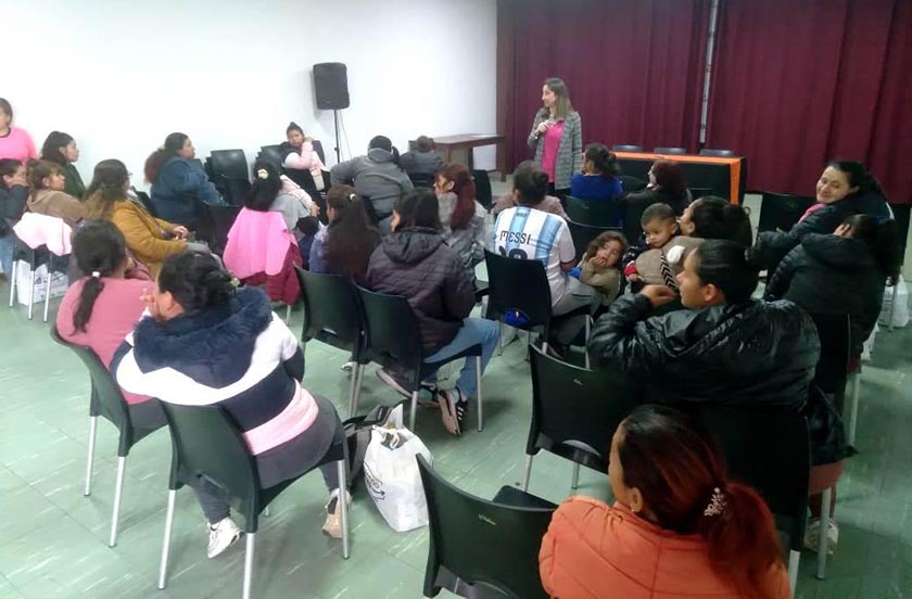 5q9q3dr2-02 Nueva jornada del programa Un Espacio para Nosotras