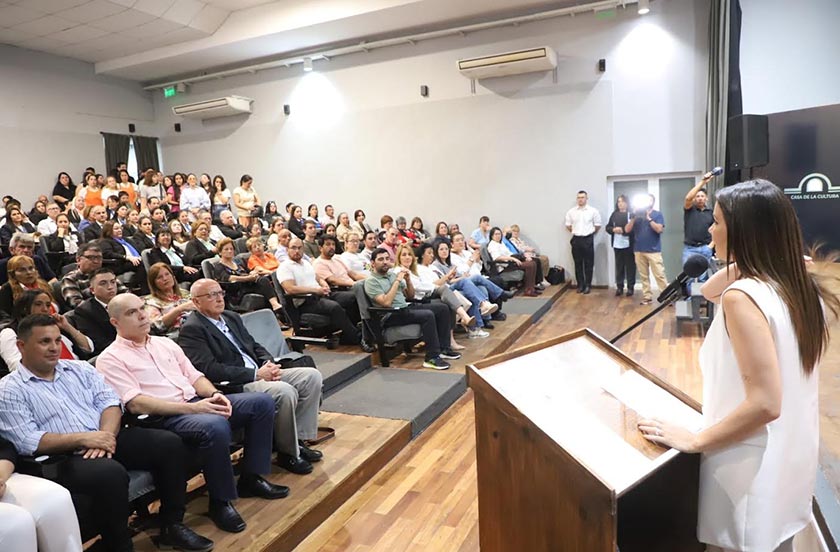 Reconocimiento a Docentes que dejan Huellas