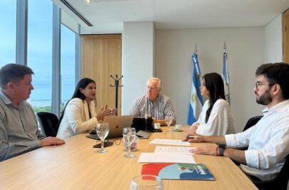 Noelia Bazzi se reunió con funcionarios del IPS e IOSCOR
