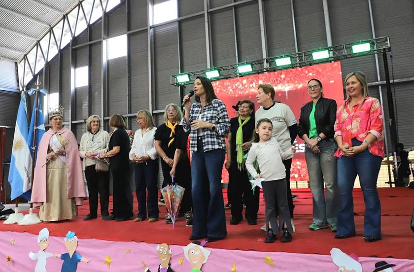 El 1°Abuelazo Provincial brilló con más de 800 invitados